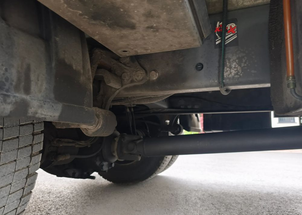 Kamion hladnjača Renault GAMA D 14.210  chłodnia izoterma 16 palet poduszka: slika Kamion hladnjača Renault GAMA D 14.210  chłodnia izoterma 16 palet poduszka