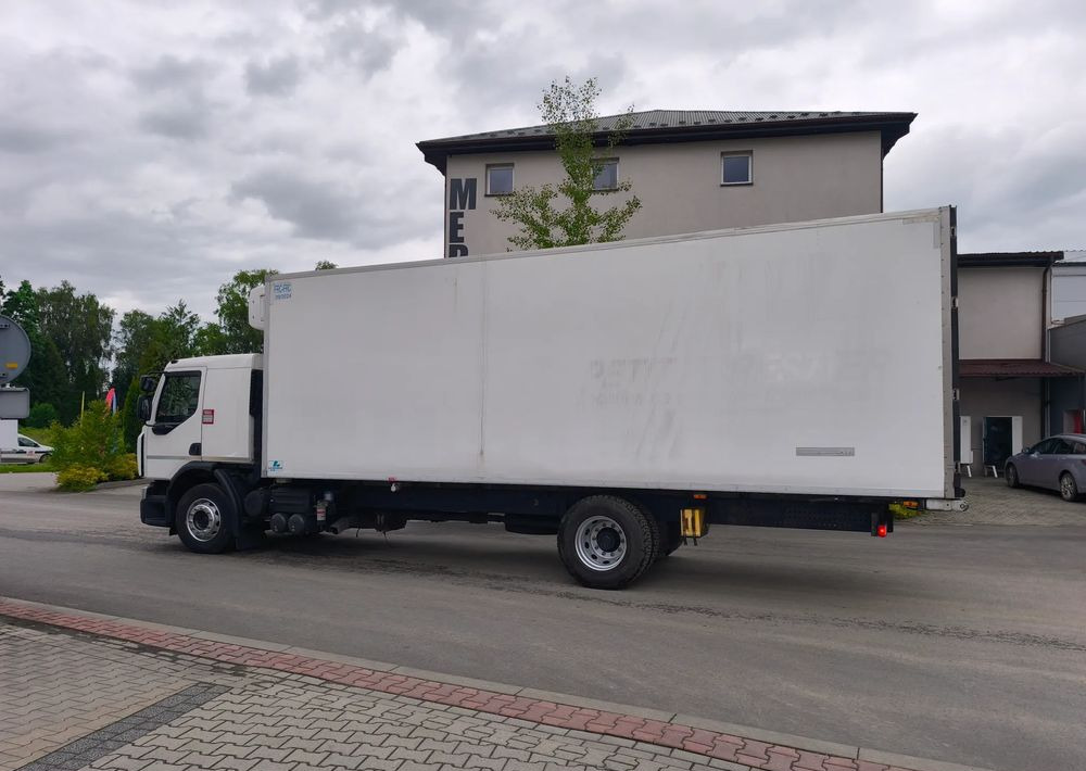 Renault GAMA D 18.320 chłodnia izoterma 18 palet sypialka - Kamion hladnjača: slika Renault GAMA D 18.320 chłodnia izoterma 18 palet sypialka - Kamion hladnjača Renault GAMA D 18.320 chłodnia izoterma 18 palet sypialka - Kamion hladnjača: slika Renault GAMA D 18.320 chłodnia izoterma 18 palet sypialka - Kamion hladnjača