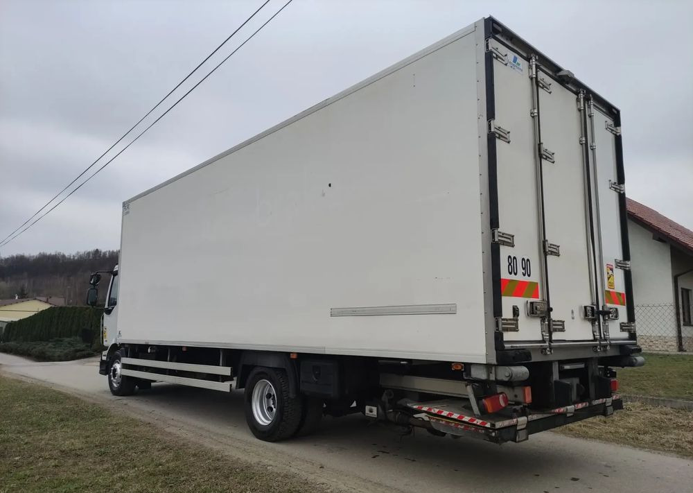 Renault Midlum 16.270 chłodnia izoterma 18 palet poduszka - Kamion hladnjača: slika Renault Midlum 16.270 chłodnia izoterma 18 palet poduszka - Kamion hladnjača Renault Midlum 16.270 chłodnia izoterma 18 palet poduszka - Kamion hladnjača: slika Renault Midlum 16.270 chłodnia izoterma 18 palet poduszka - Kamion hladnjača