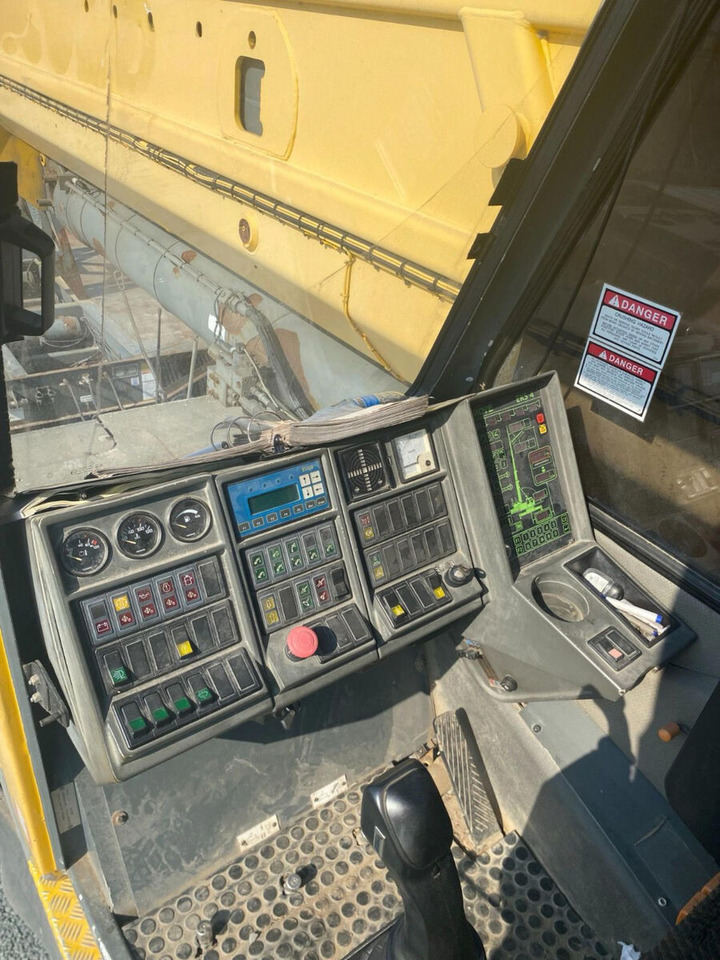 Grove Grove GMK 5200 - Autodizalica za sve terene: slika Grove Grove GMK 5200 - Autodizalica za sve terene Grove Grove GMK 5200 - Autodizalica za sve terene: slika Grove Grove GMK 5200 - Autodizalica za sve terene