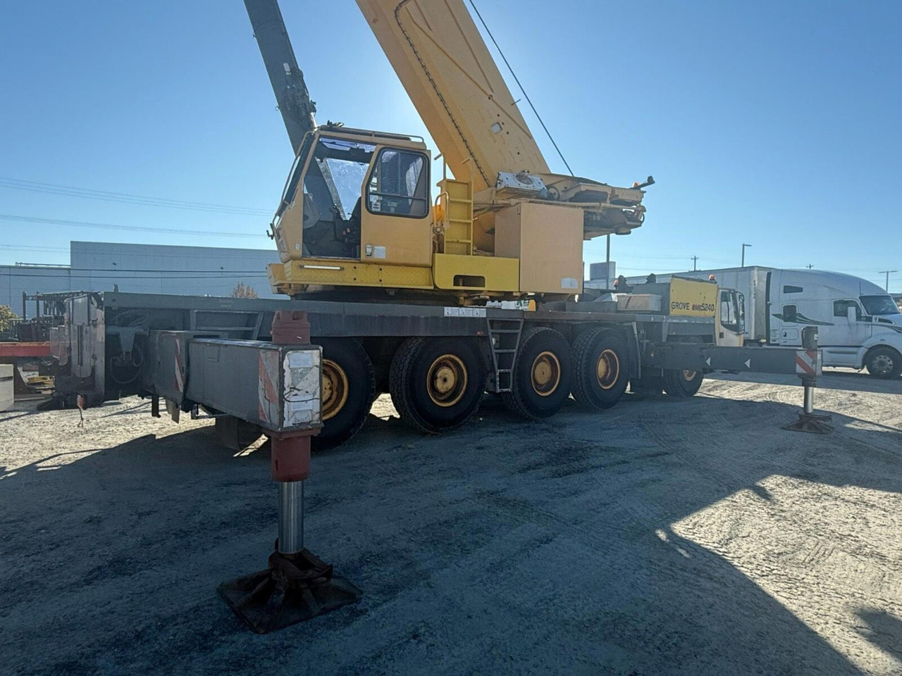 Grove Grove GMK 5200 - Autodizalica za sve terene: slika Grove Grove GMK 5200 - Autodizalica za sve terene Grove Grove GMK 5200 - Autodizalica za sve terene: slika Grove Grove GMK 5200 - Autodizalica za sve terene