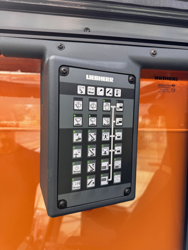 Autodizalica za sve terene Liebherr Liebherr LTM 1120-4.1: slika Autodizalica za sve terene Liebherr Liebherr LTM 1120-4.1 Autodizalica za sve terene Liebherr Liebherr LTM 1120-4.1: slika Autodizalica za sve terene Liebherr Liebherr LTM 1120-4.1