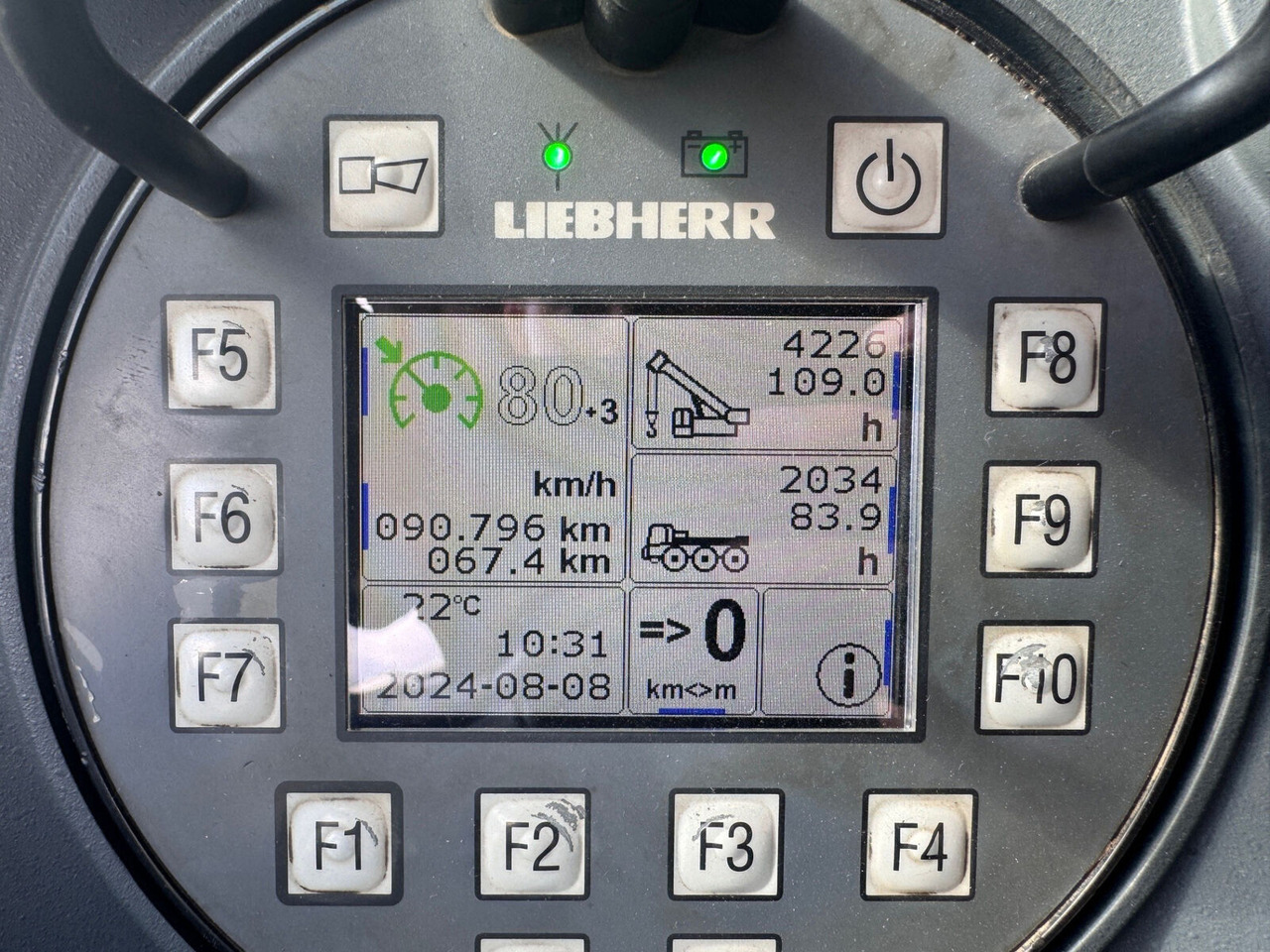 Autodizalica za sve terene Liebherr Liebherr LTM 1120-4.1: slika Autodizalica za sve terene Liebherr Liebherr LTM 1120-4.1 Autodizalica za sve terene Liebherr Liebherr LTM 1120-4.1: slika Autodizalica za sve terene Liebherr Liebherr LTM 1120-4.1