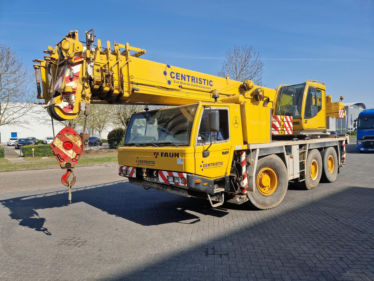 Tadano Faun ATF 60-3 - Autodizalica: slika Tadano Faun ATF 60-3 - Autodizalica Tadano Faun ATF 60-3 - Autodizalica: slika Tadano Faun ATF 60-3 - Autodizalica