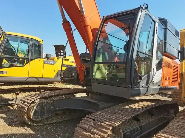 2022 Hitachi ZX240 - Bager gusjeničar: slika 2022 Hitachi ZX240 - Bager gusjeničar 2022 Hitachi ZX240 - Bager gusjeničar: slika 2022 Hitachi ZX240 - Bager gusjeničar