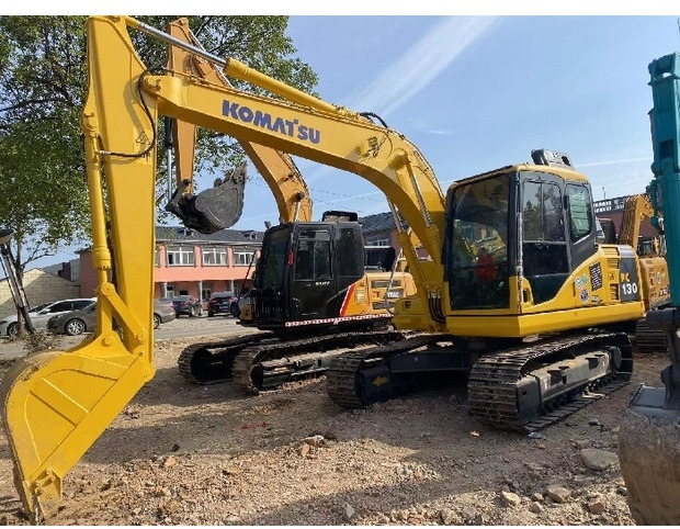2022 Komatsu PC130 - Bager gusjeničar: slika 2022 Komatsu PC130 - Bager gusjeničar 2022 Komatsu PC130 - Bager gusjeničar: slika 2022 Komatsu PC130 - Bager gusjeničar