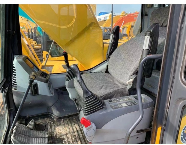 Bager gusjeničar 2023 Komatsu PC270: slika Bager gusjeničar 2023 Komatsu PC270 Bager gusjeničar 2023 Komatsu PC270: slika Bager gusjeničar 2023 Komatsu PC270