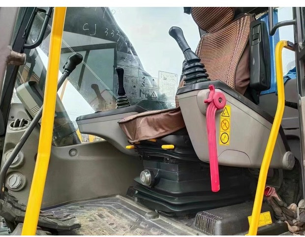 2023 Volvo EC220 - Bager gusjeničar: slika 2023 Volvo EC220 - Bager gusjeničar 2023 Volvo EC220 - Bager gusjeničar: slika 2023 Volvo EC220 - Bager gusjeničar