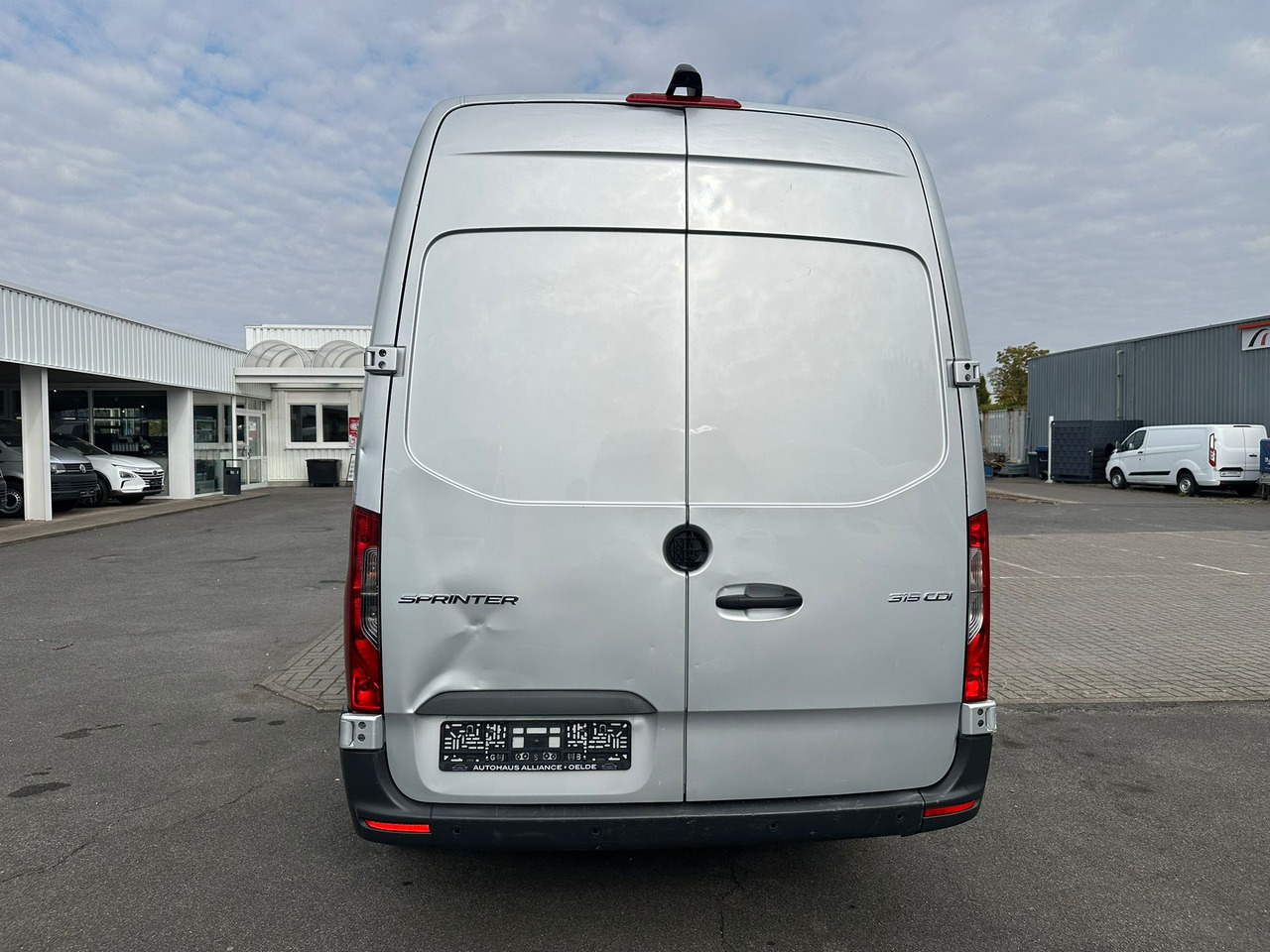 MERCEDES-BENZ Sprinter - Furgon: slika MERCEDES-BENZ Sprinter - Furgon MERCEDES-BENZ Sprinter - Furgon: slika MERCEDES-BENZ Sprinter - Furgon