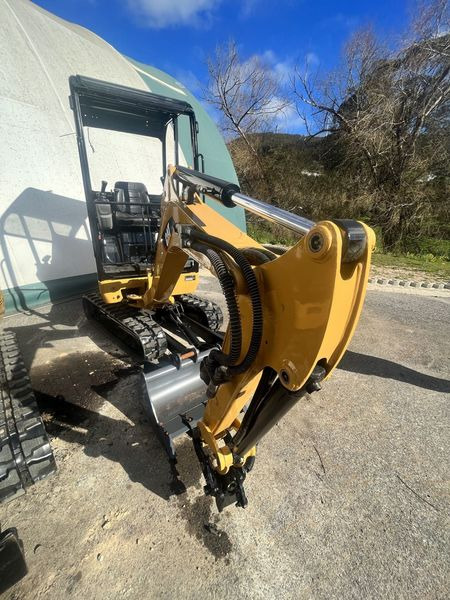 CATERPILLAR 301.C - Mini bager: slika CATERPILLAR 301.C - Mini bager CATERPILLAR 301.C - Mini bager: slika CATERPILLAR 301.C - Mini bager