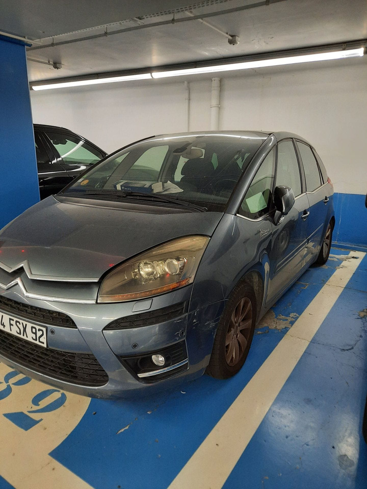 CITROEN C4 - 2008 - 1 ER MAIN - BOITE AUTO NEUVE - BATTERIE A CHANGER ET SUSPENSION A REVOIR - Automobil: slika CITROEN C4 - 2008 - 1 ER MAIN - BOITE AUTO NEUVE - BATTERIE A CHANGER ET SUSPENSION A REVOIR - Automobil CITROEN C4 - 2008 - 1 ER MAIN - BOITE AUTO NEUVE - BATTERIE A CHANGER ET SUSPENSION A REVOIR - Automobil: slika CITROEN C4 - 2008 - 1 ER MAIN - BOITE AUTO NEUVE - BATTERIE A CHANGER ET SUSPENSION A REVOIR - Automobil