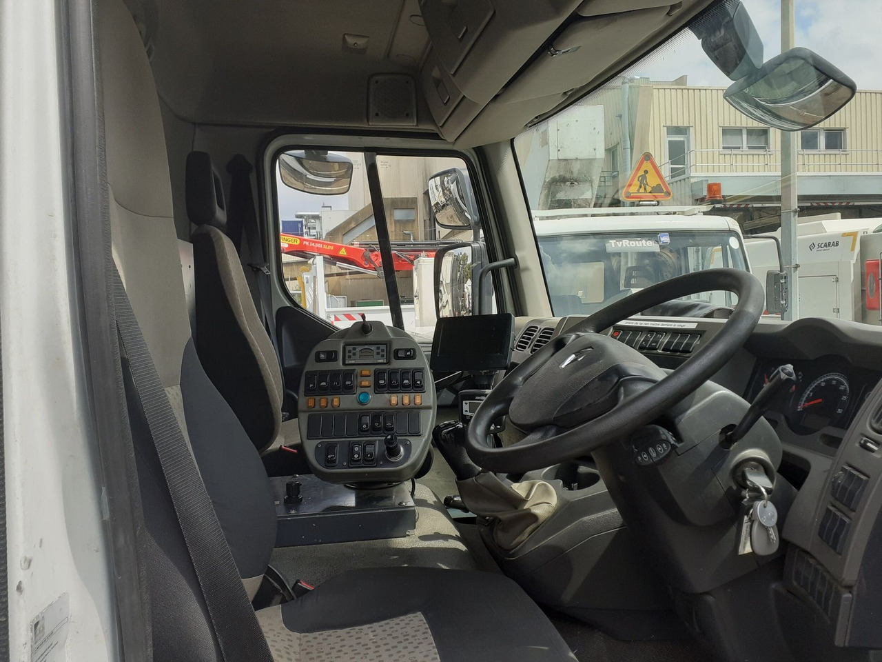 CZ-879-BY - Balayeuse SEMAT - Cestovna čistilica: slika  CZ-879-BY - Balayeuse SEMAT - Cestovna čistilica CZ-879-BY - Balayeuse SEMAT - Cestovna čistilica: slika  CZ-879-BY - Balayeuse SEMAT - Cestovna čistilica