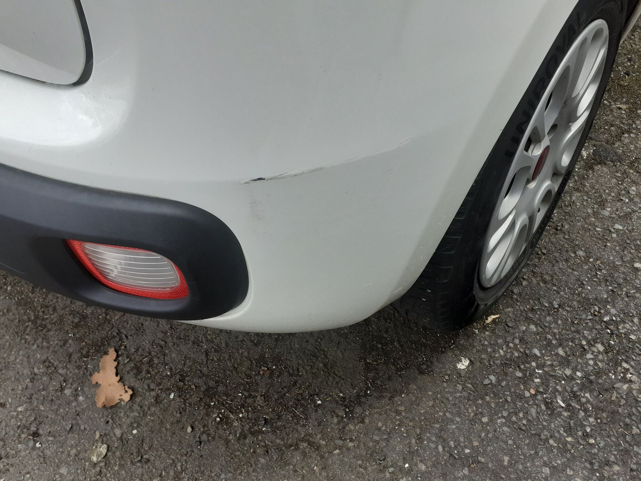 EE-249-72 - FIAT Panda Easy 1.2 - Automobil: slika EE-249-72 - FIAT Panda Easy 1.2 - Automobil EE-249-72 - FIAT Panda Easy 1.2 - Automobil: slika EE-249-72 - FIAT Panda Easy 1.2 - Automobil