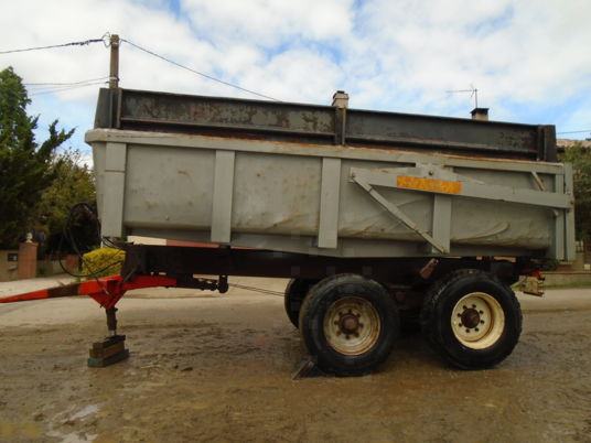 LeBoulch RB 2120 - Nagibna prikolica za poljoprivredna gospodarstva/ Istovarivač: slika LeBoulch RB 2120 - Nagibna prikolica za poljoprivredna gospodarstva/ Istovarivač LeBoulch RB 2120 - Nagibna prikolica za poljoprivredna gospodarstva/ Istovarivač: slika LeBoulch RB 2120 - Nagibna prikolica za poljoprivredna gospodarstva/ Istovarivač