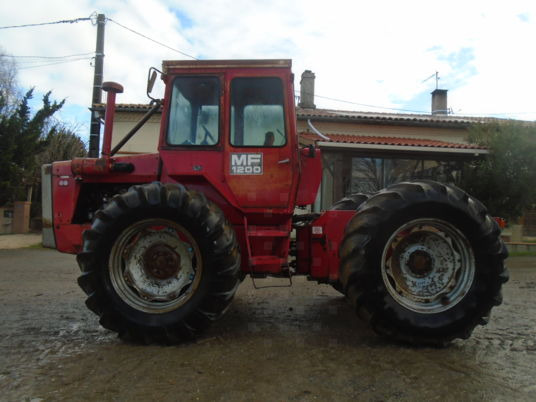 Massey Ferguson 1200 - Traktor: slika Massey Ferguson 1200 - Traktor Massey Ferguson 1200 - Traktor: slika Massey Ferguson 1200 - Traktor