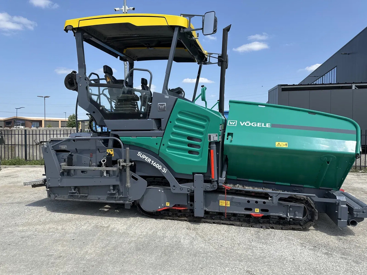 Vögele Super 1600-3i - Finišer za asfalt: slika Vögele Super 1600-3i - Finišer za asfalt Vögele Super 1600-3i - Finišer za asfalt: slika Vögele Super 1600-3i - Finišer za asfalt