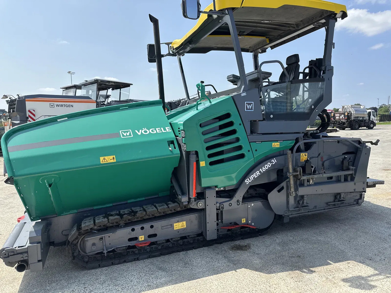Vögele Super 1600-3i - Finišer za asfalt: slika Vögele Super 1600-3i - Finišer za asfalt Vögele Super 1600-3i - Finišer za asfalt: slika Vögele Super 1600-3i - Finišer za asfalt