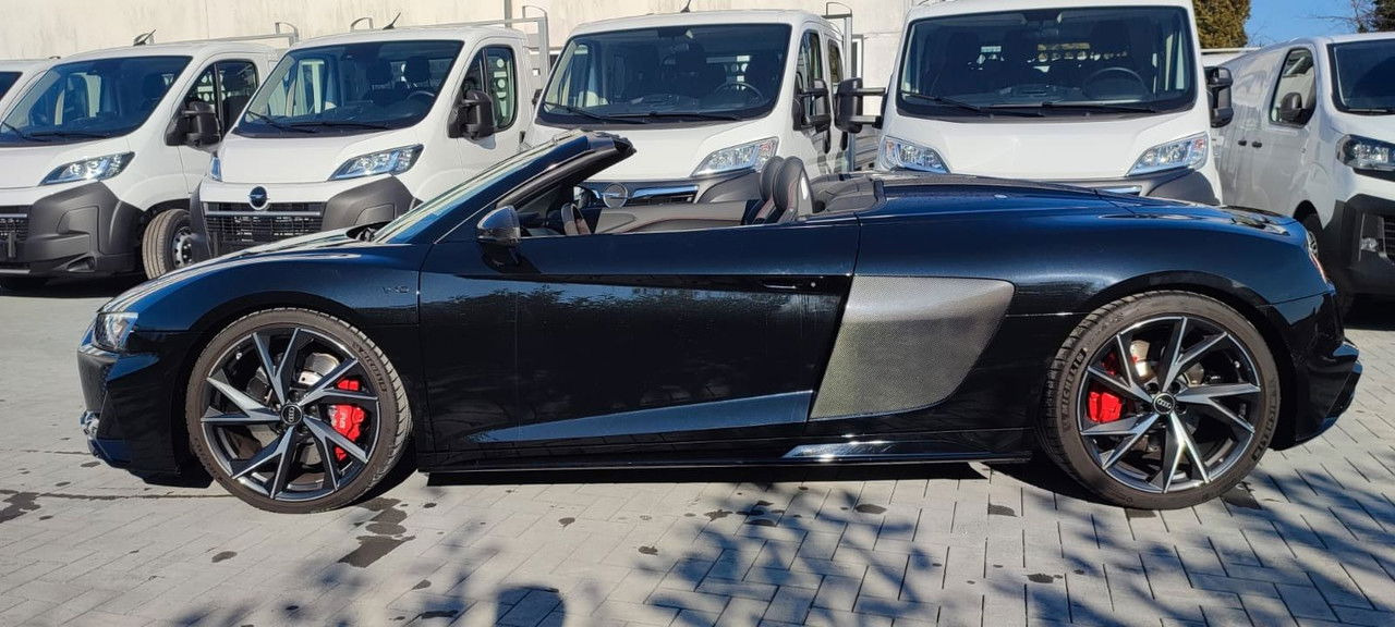 Audi R8 Spyder 5.2 FSI RWD performance - Automobil: slika Audi R8 Spyder 5.2 FSI RWD performance - Automobil Audi R8 Spyder 5.2 FSI RWD performance - Automobil: slika Audi R8 Spyder 5.2 FSI RWD performance - Automobil
