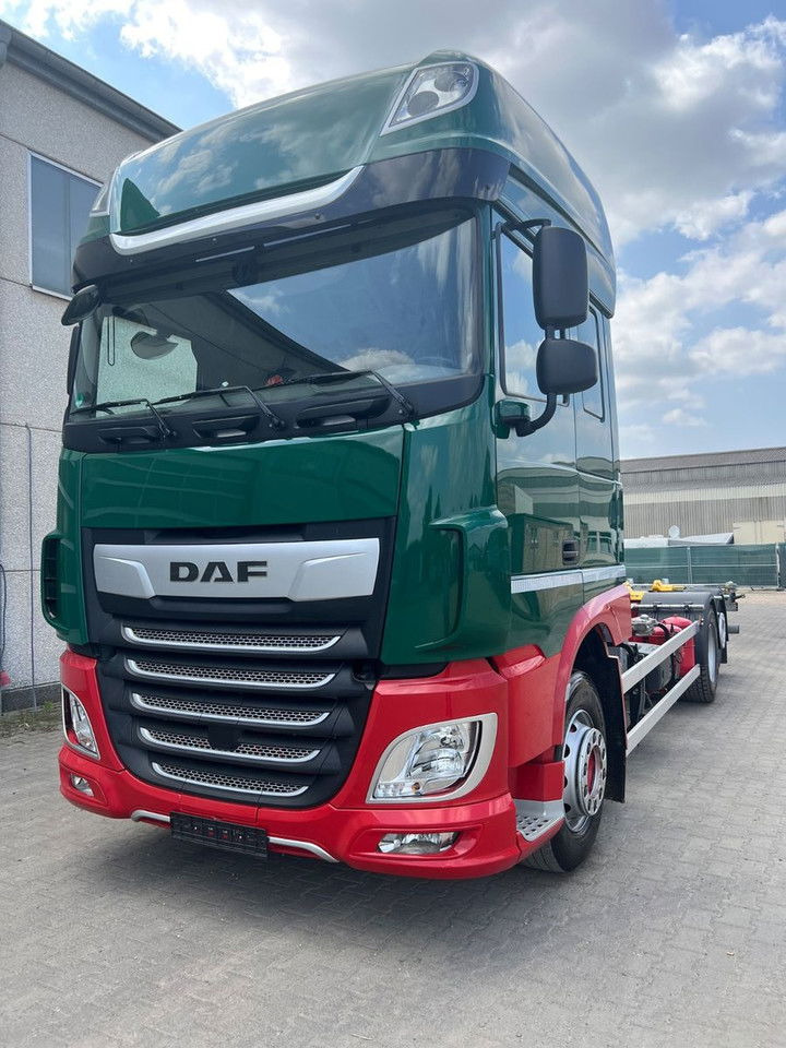 DAF XF 480 FAN SSC BDF C715/745 + Intarder + 2x Tank - Transporter kontejnera/ Kamion s izmjenjivim sanducima: slika DAF XF 480 FAN SSC BDF C715/745 + Intarder + 2x Tank - Transporter kontejnera/ Kamion s izmjenjivim sanducima DAF XF 480 FAN SSC BDF C715/745 + Intarder + 2x Tank - Transporter kontejnera/ Kamion s izmjenjivim sanducima: slika DAF XF 480 FAN SSC BDF C715/745 + Intarder + 2x Tank - Transporter kontejnera/ Kamion s izmjenjivim sanducima