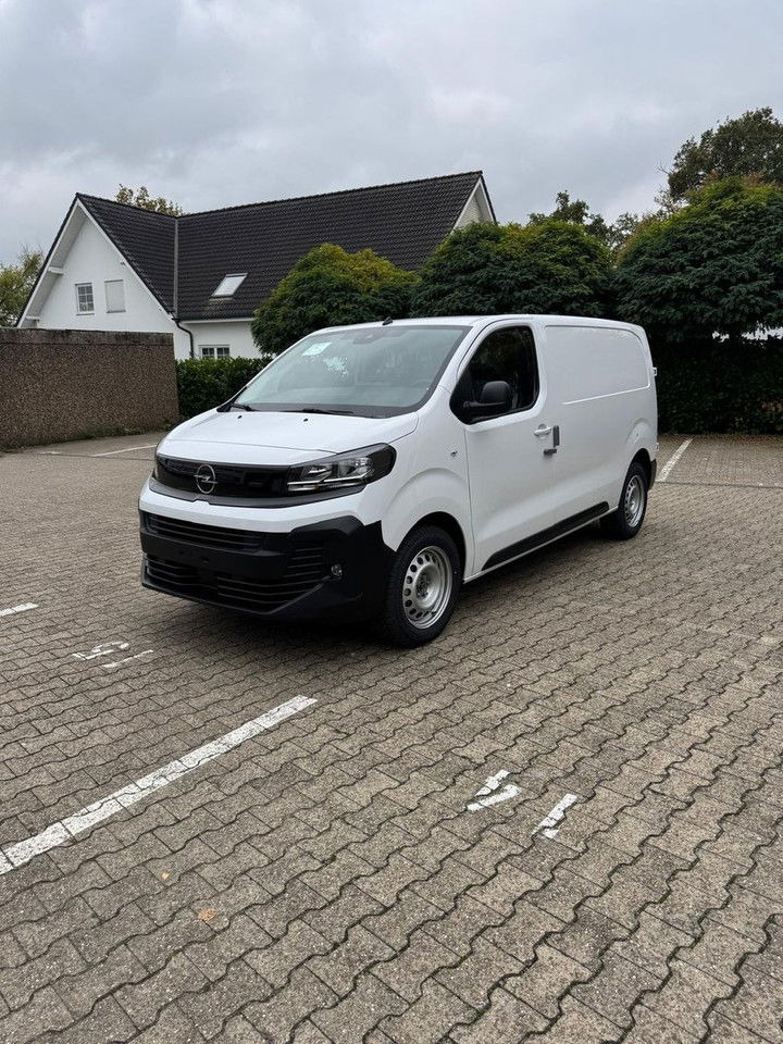 Opel Vivaro 120 PS L2H1 - Furgon: slika Opel Vivaro 120 PS L2H1 - Furgon Opel Vivaro 120 PS L2H1 - Furgon: slika Opel Vivaro 120 PS L2H1 - Furgon