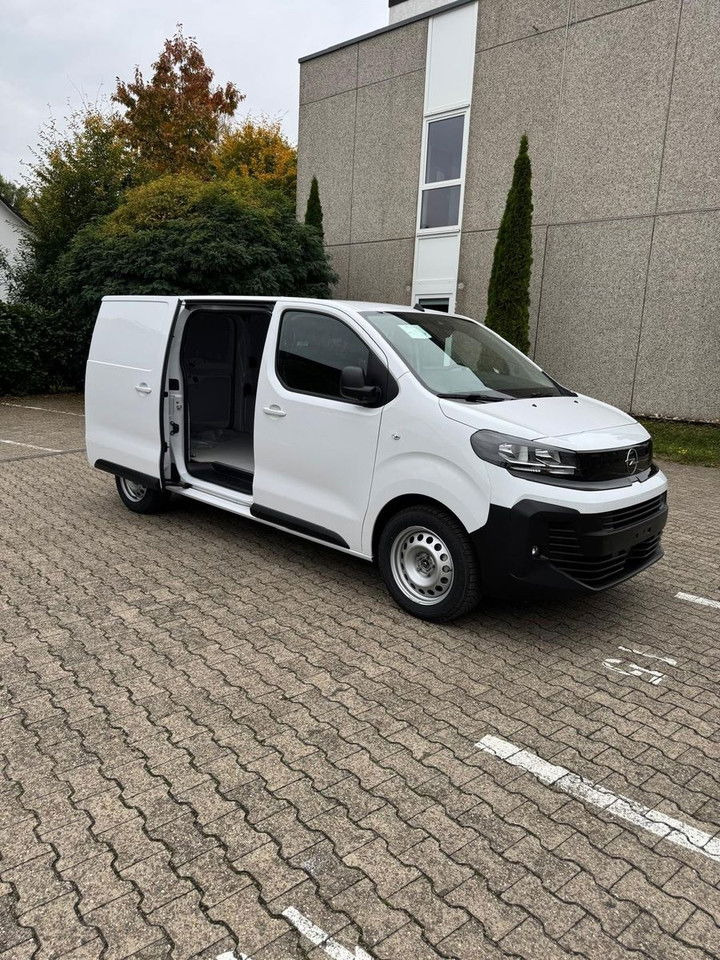 Opel Vivaro L2H1 120 PS - Furgon: slika Opel Vivaro L2H1 120 PS - Furgon Opel Vivaro L2H1 120 PS - Furgon: slika Opel Vivaro L2H1 120 PS - Furgon