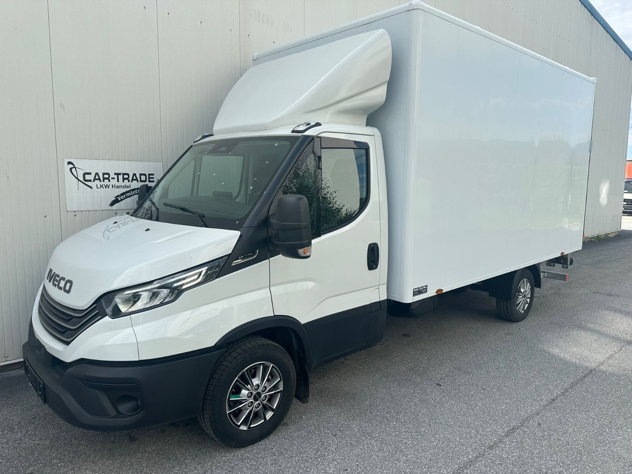 Iveco Daily 35S14 8g HiMatic LBW Mod 2025 - Dostavno vozilo sa zatvorenim sandukom: slika Iveco Daily 35S14 8g HiMatic LBW Mod 2025 - Dostavno vozilo sa zatvorenim sandukom Iveco Daily 35S14 8g HiMatic LBW Mod 2025 - Dostavno vozilo sa zatvorenim sandukom: slika Iveco Daily 35S14 8g HiMatic LBW Mod 2025 - Dostavno vozilo sa zatvorenim sandukom