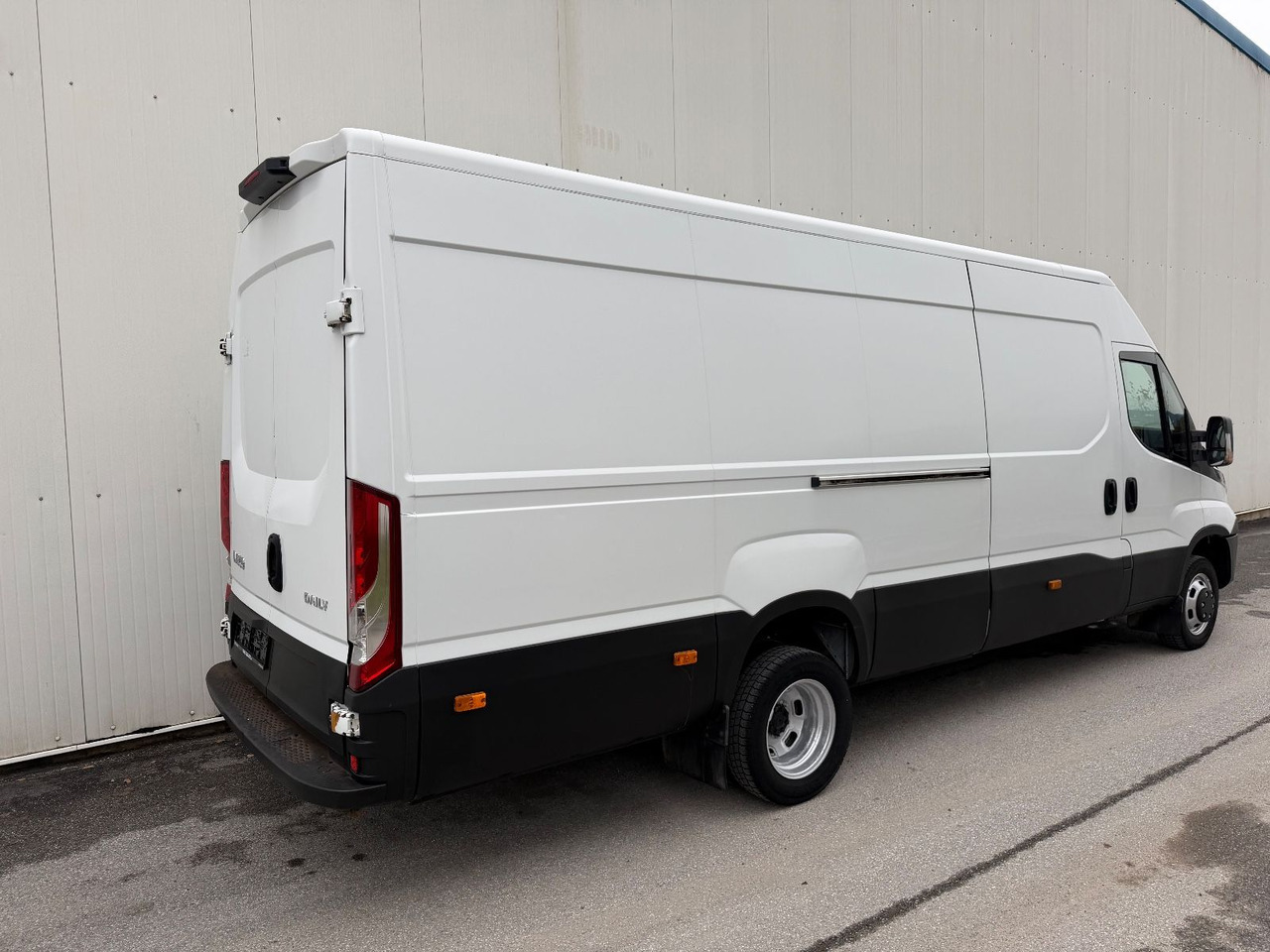 Iveco Daily 50C15 Maxi 3,0HPI 3,5T - Furgon: slika Iveco Daily 50C15 Maxi 3,0HPI 3,5T - Furgon Iveco Daily 50C15 Maxi 3,0HPI 3,5T - Furgon: slika Iveco Daily 50C15 Maxi 3,0HPI 3,5T - Furgon