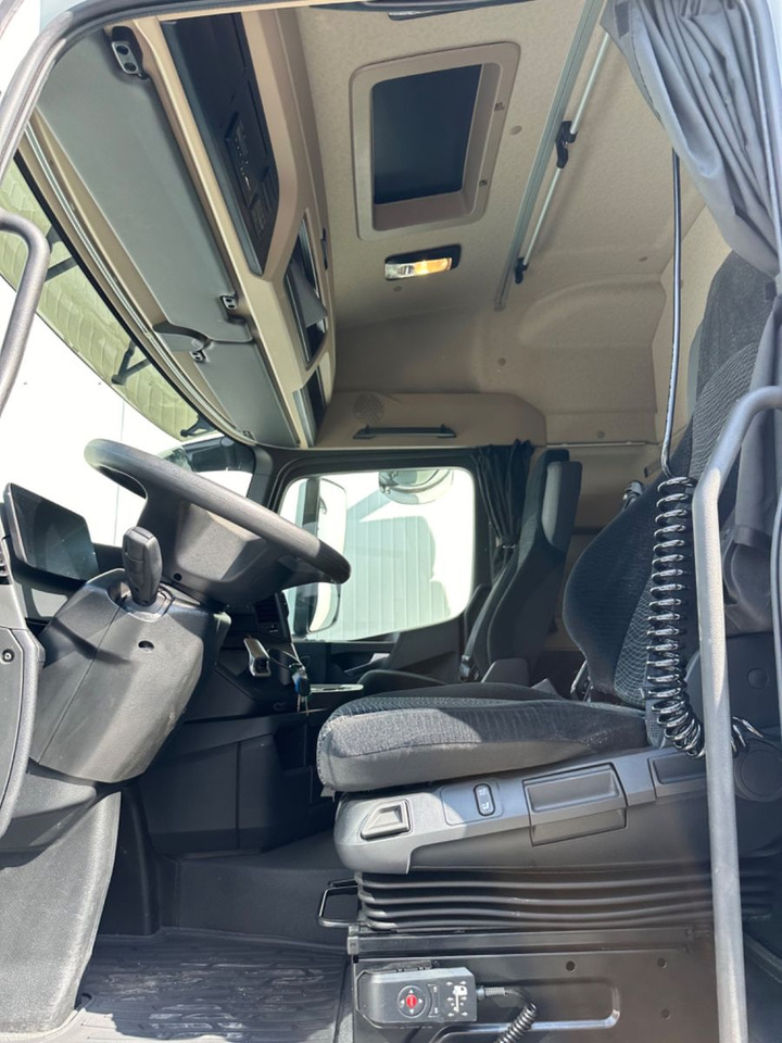 Mercedes-Benz Actros 2545 2T LBW - Transporter kontejnera/ Kamion s izmjenjivim sanducima: slika Mercedes-Benz Actros 2545 2T LBW - Transporter kontejnera/ Kamion s izmjenjivim sanducima Mercedes-Benz Actros 2545 2T LBW - Transporter kontejnera/ Kamion s izmjenjivim sanducima: slika Mercedes-Benz Actros 2545 2T LBW - Transporter kontejnera/ Kamion s izmjenjivim sanducima
