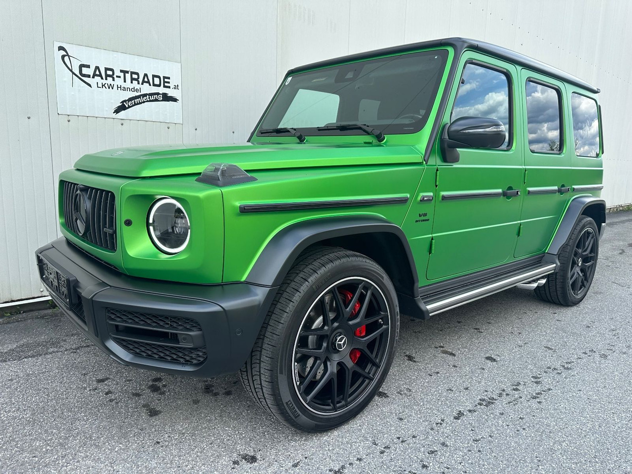Mercedes-Benz G 63 AMG Manufaktur  Matt Night - SUV: slika  Mercedes-Benz G 63 AMG Manufaktur  Matt Night - SUV Mercedes-Benz G 63 AMG Manufaktur  Matt Night - SUV: slika  Mercedes-Benz G 63 AMG Manufaktur  Matt Night - SUV