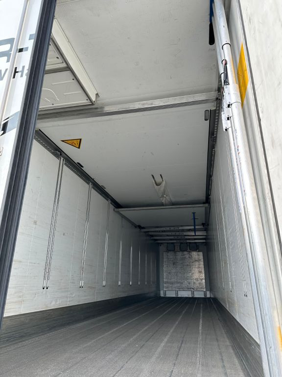 Schmitz Cargobull SKO 24 Multitemp / Bitemp Doppelstock - Poluprikolica hladnjača: slika Schmitz Cargobull SKO 24 Multitemp / Bitemp Doppelstock - Poluprikolica hladnjača Schmitz Cargobull SKO 24 Multitemp / Bitemp Doppelstock - Poluprikolica hladnjača: slika Schmitz Cargobull SKO 24 Multitemp / Bitemp Doppelstock - Poluprikolica hladnjača