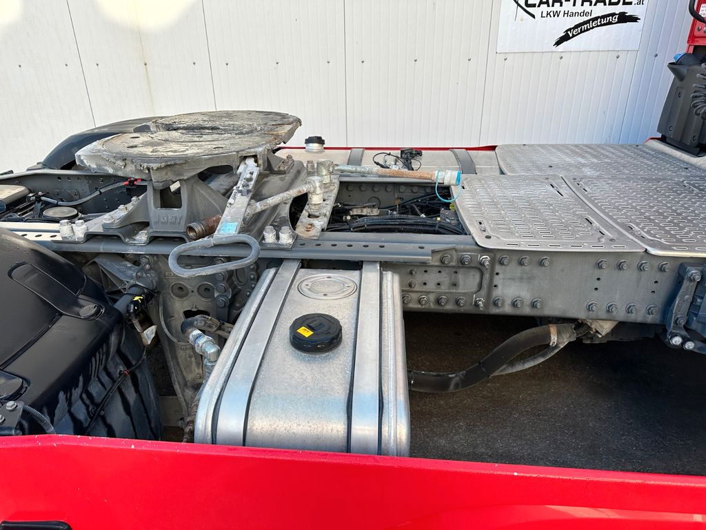 DAF XF 480 SSC ADR Hydraulik Alu - Tegljač: slika DAF XF 480 SSC ADR Hydraulik Alu - Tegljač DAF XF 480 SSC ADR Hydraulik Alu - Tegljač: slika DAF XF 480 SSC ADR Hydraulik Alu - Tegljač