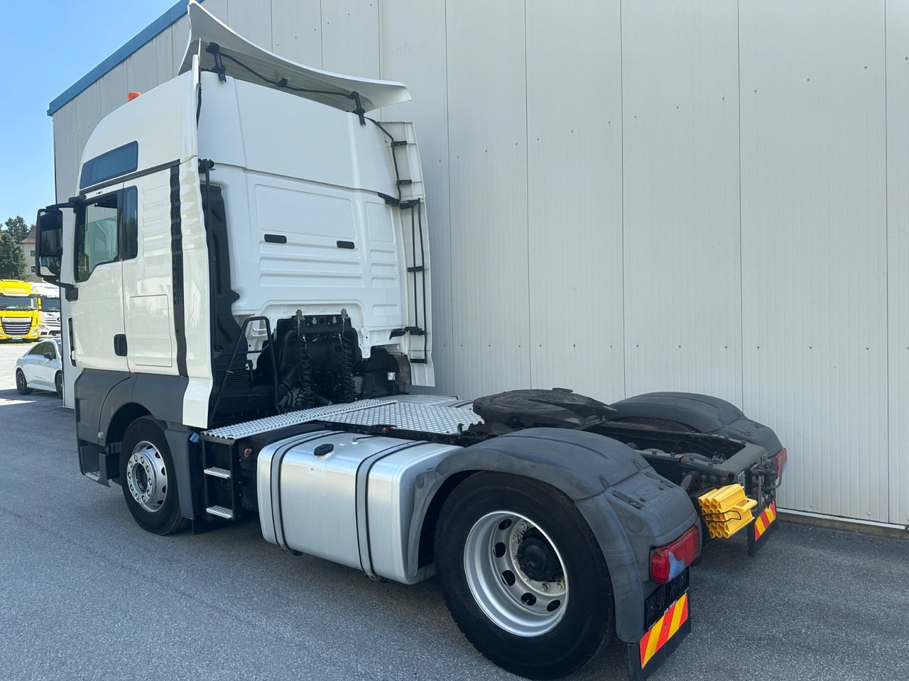 MAN TGX 18.460 XXL Intarder/Standklima - Tegljač: slika MAN TGX 18.460 XXL Intarder/Standklima - Tegljač MAN TGX 18.460 XXL Intarder/Standklima - Tegljač: slika MAN TGX 18.460 XXL Intarder/Standklima - Tegljač