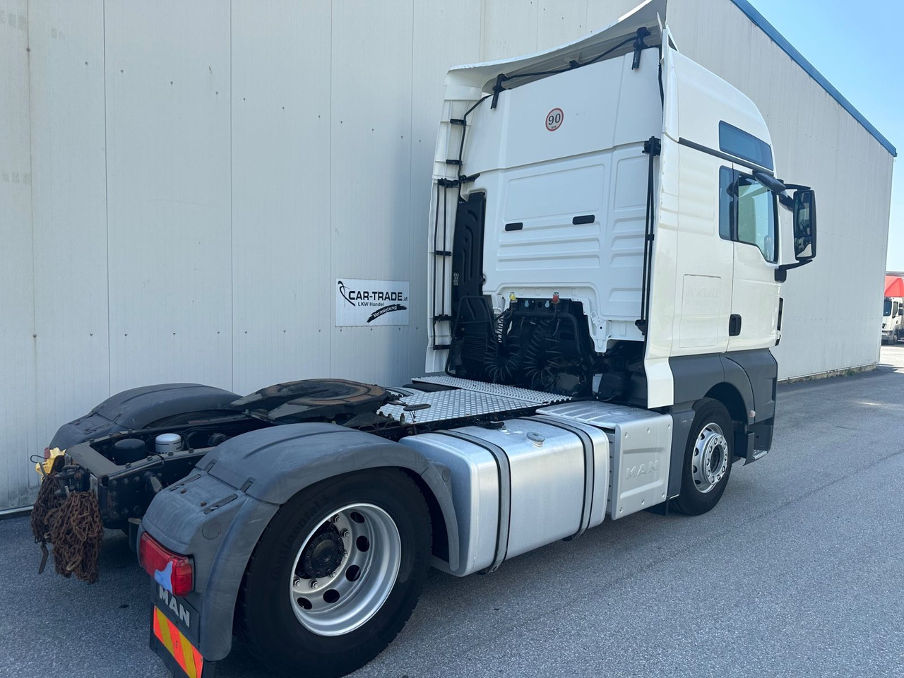 MAN TGX 18.460 XXL Intarder/Standklima - Tegljač: slika MAN TGX 18.460 XXL Intarder/Standklima - Tegljač MAN TGX 18.460 XXL Intarder/Standklima - Tegljač: slika MAN TGX 18.460 XXL Intarder/Standklima - Tegljač