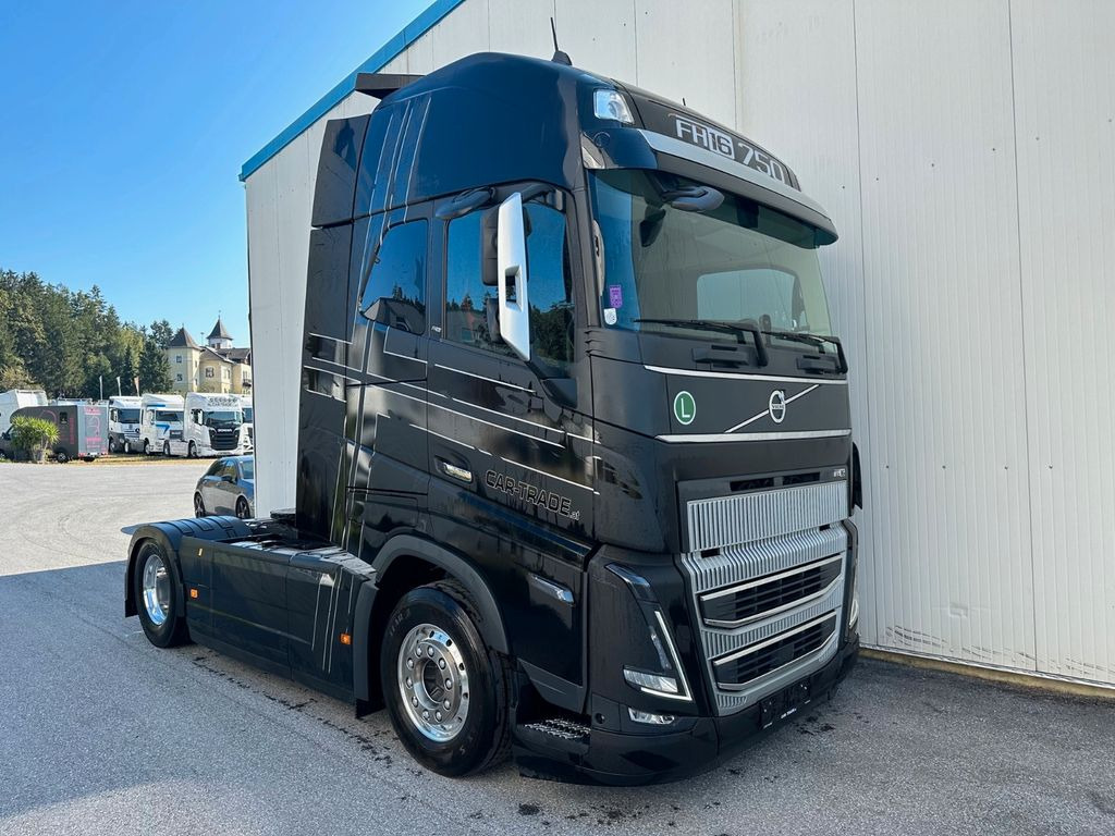 Volvo FH 750 XL Retarder Vollausstattung - Tegljač: slika Volvo FH 750 XL Retarder Vollausstattung - Tegljač Volvo FH 750 XL Retarder Vollausstattung - Tegljač: slika Volvo FH 750 XL Retarder Vollausstattung - Tegljač