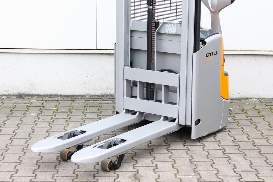 Slagač stoga STILL EXV12i - Initialhub: slika Slagač stoga STILL EXV12i - Initialhub