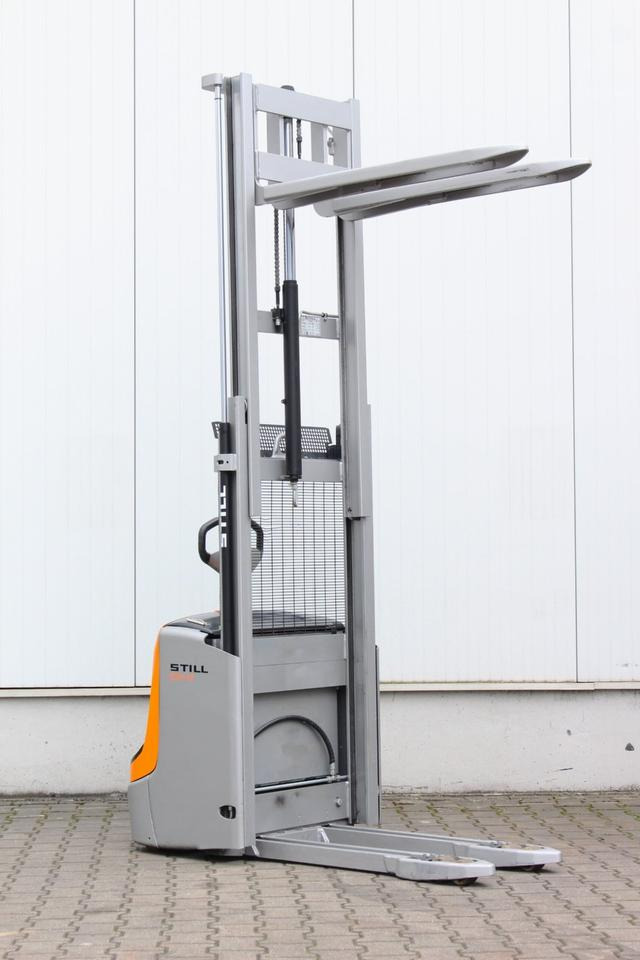 Slagač stoga STILL EXV12i - Initialhub: slika Slagač stoga STILL EXV12i - Initialhub