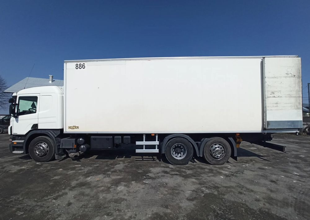Scania B6X2 - Izotermni kamion: slika Scania B6X2 - Izotermni kamion Scania B6X2 - Izotermni kamion: slika Scania B6X2 - Izotermni kamion