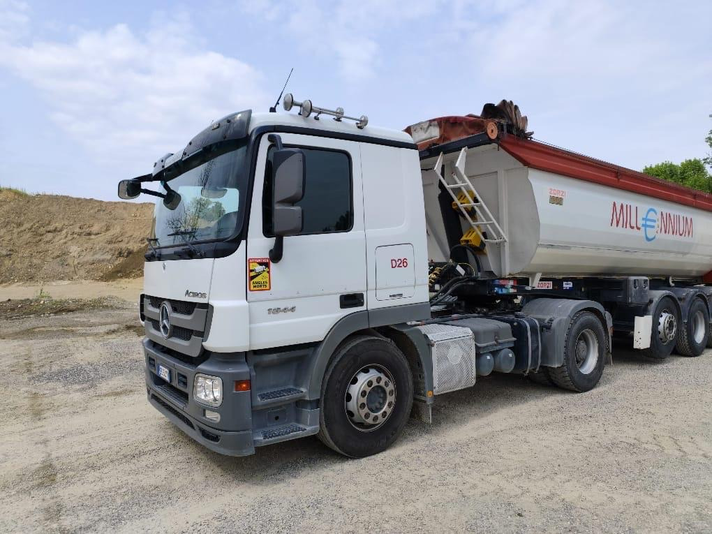 MERCEDES-BENZ ACTROS - Tegljač: slika MERCEDES-BENZ ACTROS - Tegljač MERCEDES-BENZ ACTROS - Tegljač: slika MERCEDES-BENZ ACTROS - Tegljač