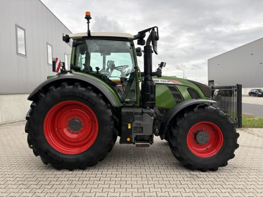 Fendt 720 VARIO S4 POWER - Traktor: slika Fendt 720 VARIO S4 POWER - Traktor Fendt 720 VARIO S4 POWER - Traktor: slika Fendt 720 VARIO S4 POWER - Traktor