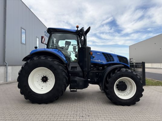 NEW HOLLAND New Holland T8.350 PLMi Genesis - Traktor: slika NEW HOLLAND New Holland T8.350 PLMi Genesis - Traktor NEW HOLLAND New Holland T8.350 PLMi Genesis - Traktor: slika NEW HOLLAND New Holland T8.350 PLMi Genesis - Traktor