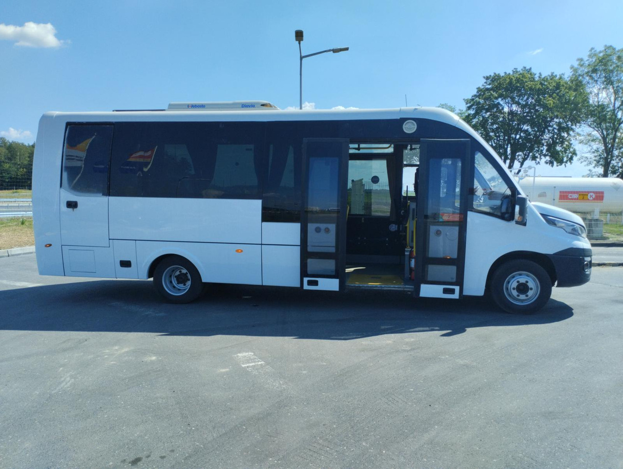 IVECO FIRST ROSERO 70C18 - Minibus, Putnički kombi: slika IVECO FIRST ROSERO 70C18 - Minibus, Putnički kombi IVECO FIRST ROSERO 70C18 - Minibus, Putnički kombi: slika IVECO FIRST ROSERO 70C18 - Minibus, Putnički kombi