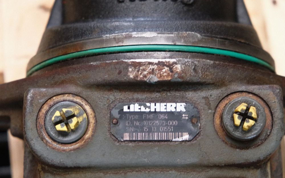 Silnik hydrauliczny obrotu liebherr FMF 064 do R906,R916,R924 R926 R950 P926P924 - Hidraulika: slika silnik hydrauliczny obrotu liebherr FMF 064 do R906,R916,R924 R926 R950 P926P924 - Hidraulika Silnik hydrauliczny obrotu liebherr FMF 064 do R906,R916,R924 R926 R950 P926P924 - Hidraulika: slika silnik hydrauliczny obrotu liebherr FMF 064 do R906,R916,R924 R926 R950 P926P924 - Hidraulika