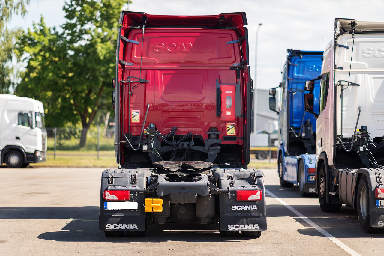SCANIA R450 - Tegljač: slika SCANIA R450 - Tegljač SCANIA R450 - Tegljač: slika SCANIA R450 - Tegljač