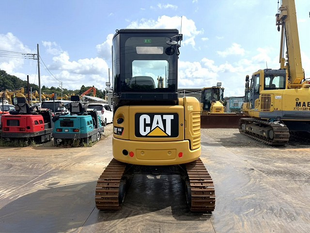 CAT 303ECR - Mini bager: slika CAT 303ECR - Mini bager CAT 303ECR - Mini bager: slika CAT 303ECR - Mini bager