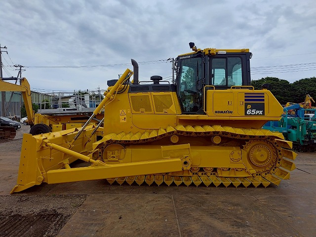 KOMATSU D65PX-18 - Buldožer: slika KOMATSU D65PX-18 - Buldožer KOMATSU D65PX-18 - Buldožer: slika KOMATSU D65PX-18 - Buldožer