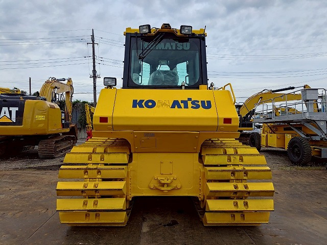 KOMATSU D65PX-18 - Buldožer: slika KOMATSU D65PX-18 - Buldožer KOMATSU D65PX-18 - Buldožer: slika KOMATSU D65PX-18 - Buldožer