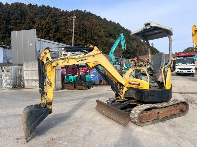 YANMAR ViO20-3 - Mini bager: slika YANMAR ViO20-3 - Mini bager YANMAR ViO20-3 - Mini bager: slika YANMAR ViO20-3 - Mini bager