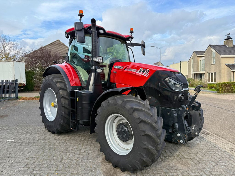 Case IH Puma 240 CVX AFS Connect Stage V - Traktor: slika Case IH Puma 240 CVX AFS Connect Stage V - Traktor Case IH Puma 240 CVX AFS Connect Stage V - Traktor: slika Case IH Puma 240 CVX AFS Connect Stage V - Traktor