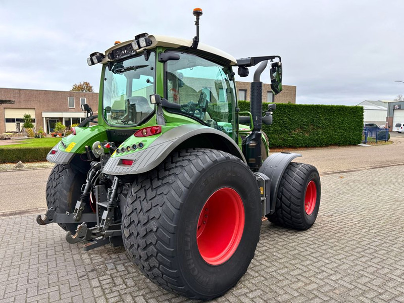 Fendt 516 Vario ProfiPlus - Traktor: slika Fendt 516 Vario ProfiPlus - Traktor Fendt 516 Vario ProfiPlus - Traktor: slika Fendt 516 Vario ProfiPlus - Traktor