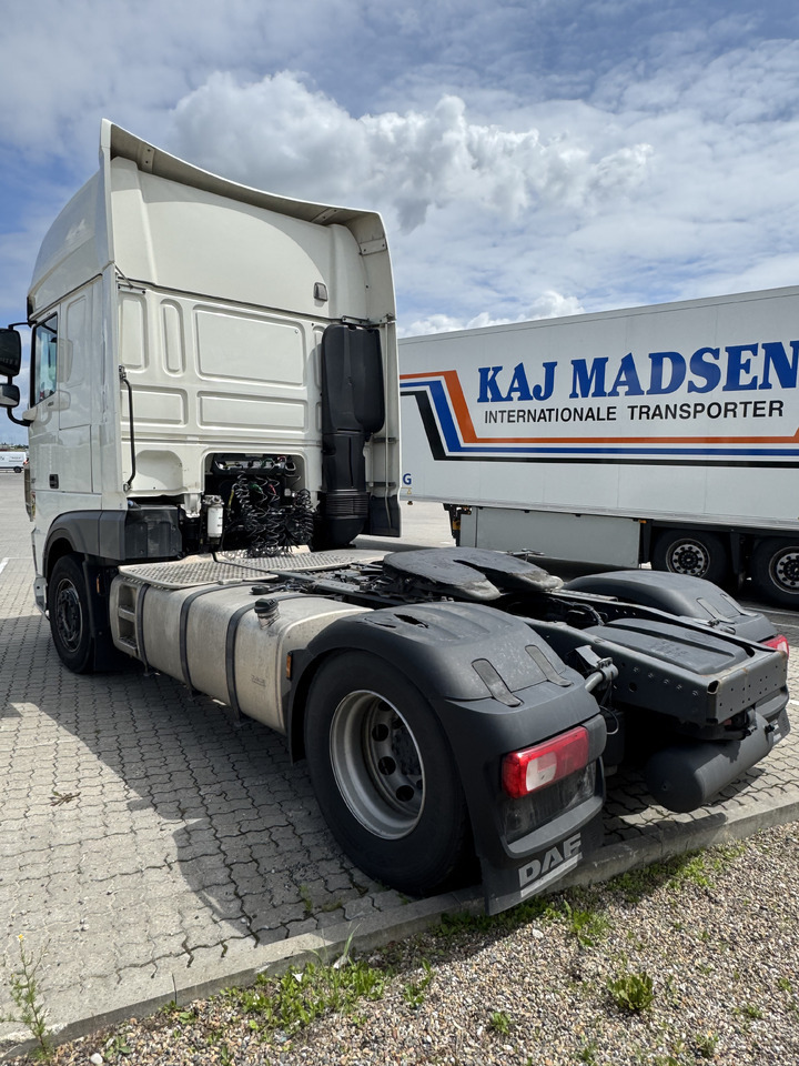 DAF XF - Tegljač: slika DAF XF - Tegljač DAF XF - Tegljač: slika DAF XF - Tegljač